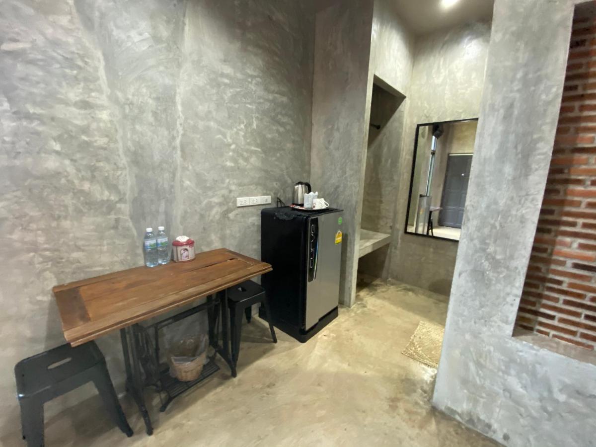 The Loft House Sakaeo Hotel Watthana Nakhon Exterior foto