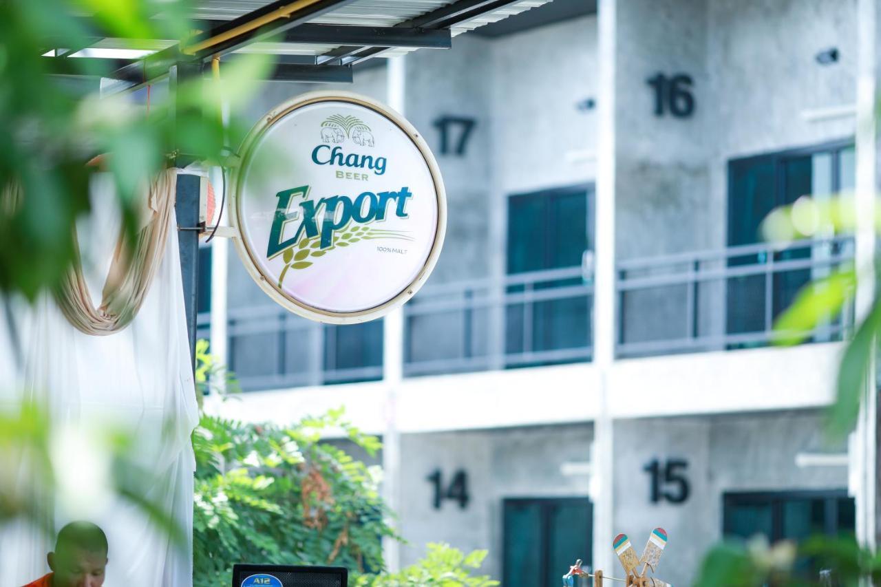 The Loft House Sakaeo Hotel Watthana Nakhon Exterior foto