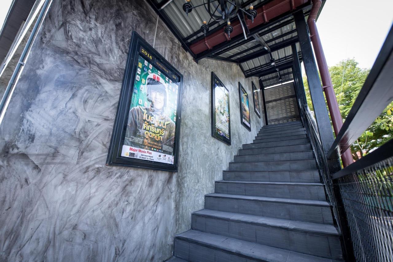 The Loft House Sakaeo Hotel Watthana Nakhon Exterior foto